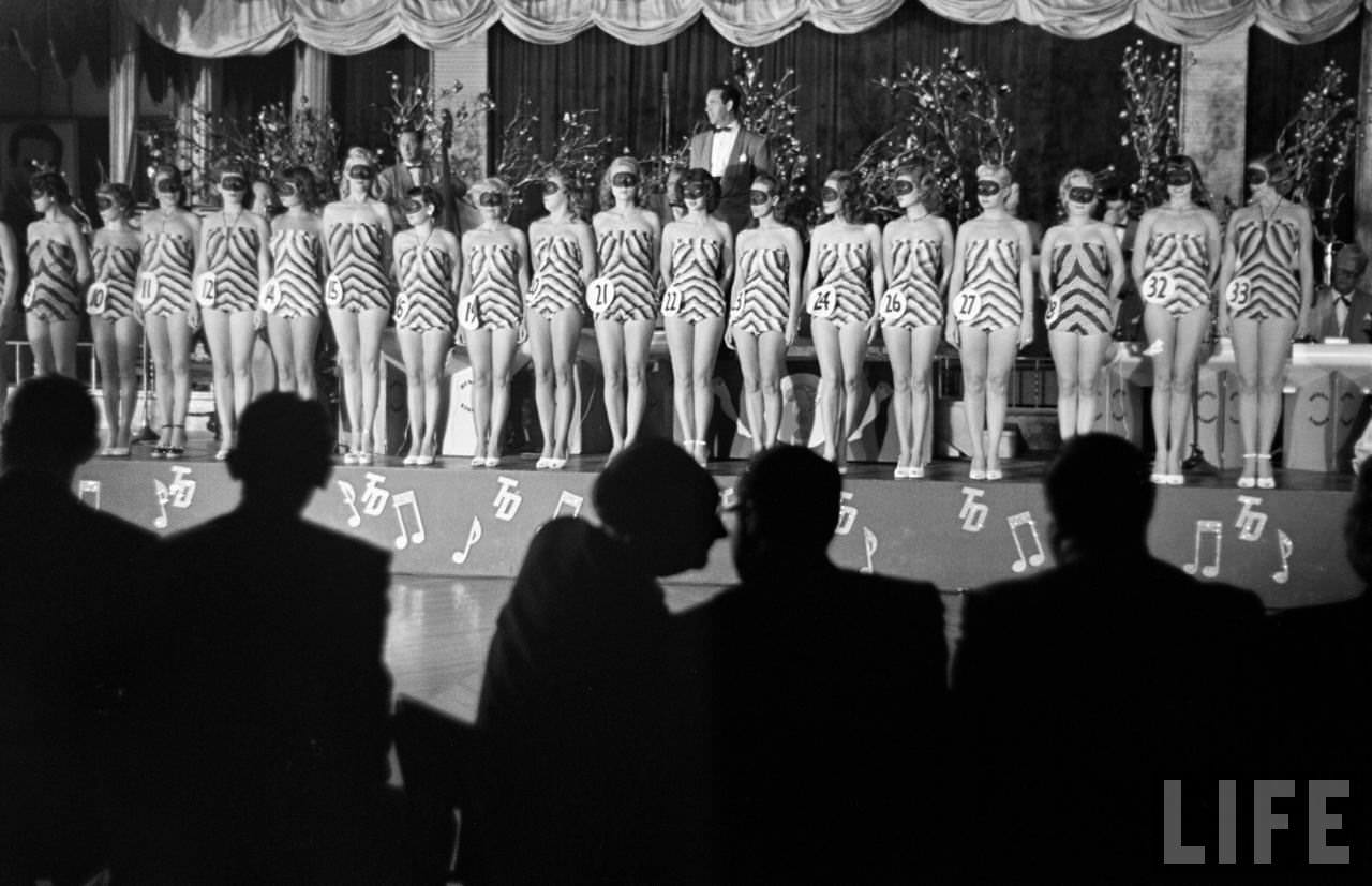 Legs for Days: A Look Back at the 1949 Beautiful Legs Competition in Los Angeles