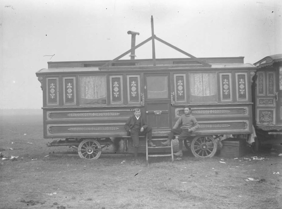 Traveling showman's caravan