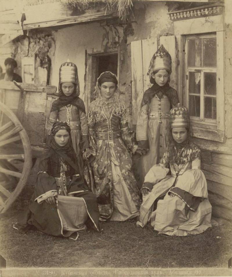 Exploring the Cultural Heritage of Caucasia and Transcaucasia Through 19th-Century Photos