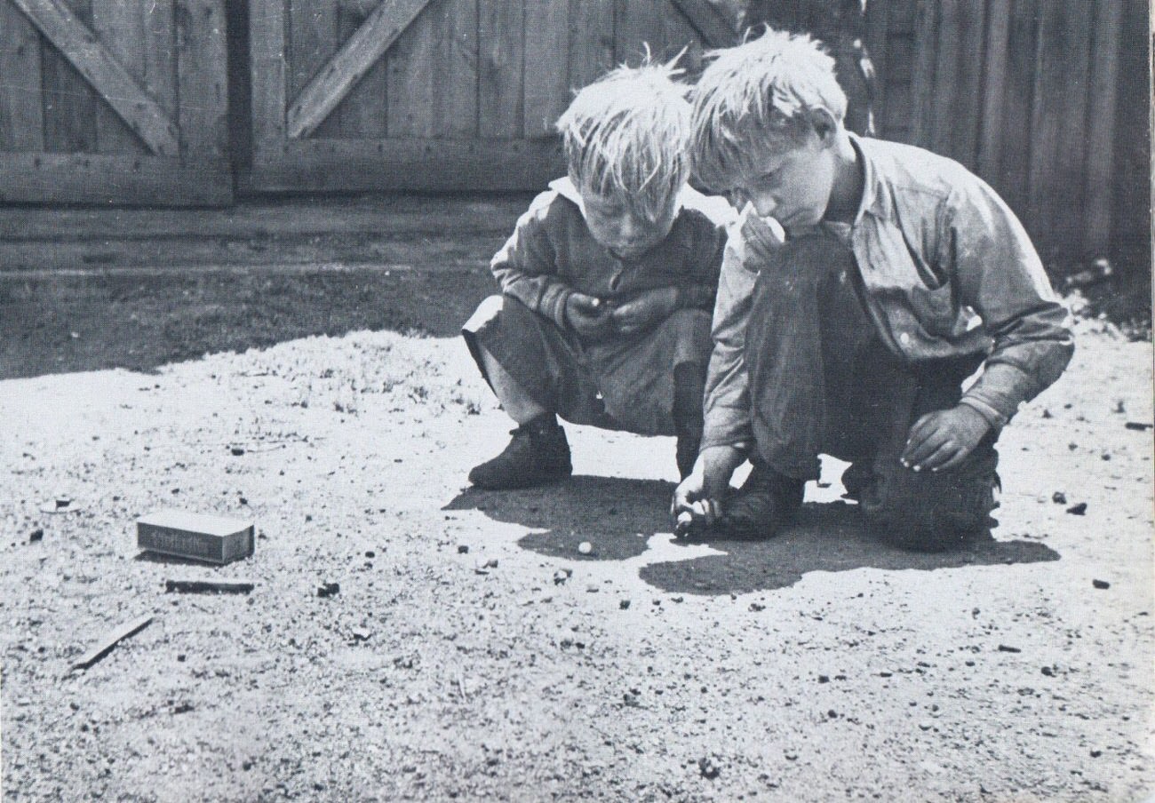 Innocence and Wonder: Esther Bubley Captures the Lives of Children in the 1940s and 1950s