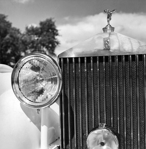 Capturing Elegance: Walker Evans' Timeless Photographs of Classic Rolls-Royce Automobiles