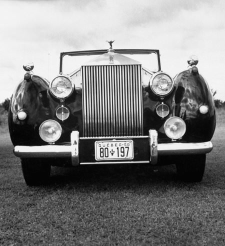 A vintage Rolls at the Montreal meet of the Rolls-Royce Owners Club in August 1958