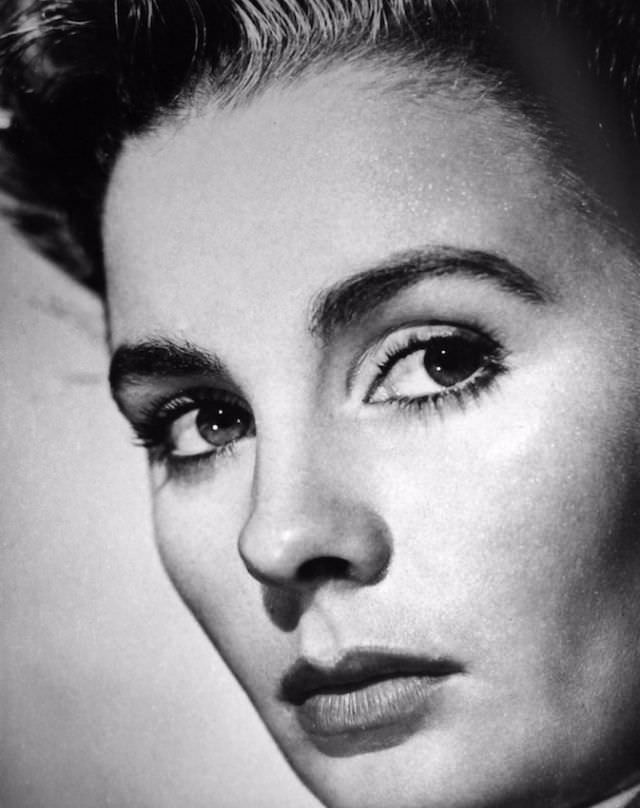 Jean Simmons, 1948