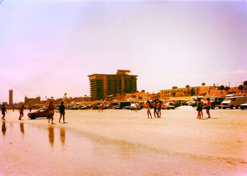 What Daytona Beach, California looked like in the 1970s