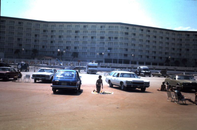 What Daytona Beach, California looked like in the 1970s