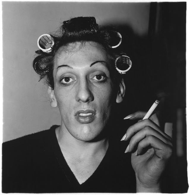 Cults, Freaks and Giants: The Photography of Diane Arbus and the Beauty of the Outsider