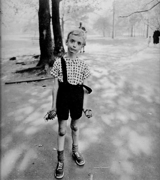 Cults, Freaks and Giants: The Photography of Diane Arbus and the Beauty of the Outsider