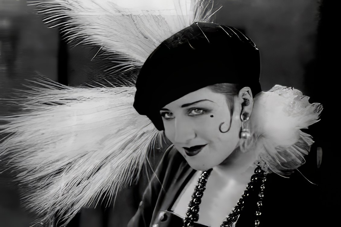 Norma Shearer appeared uncredited in the 1920 film The Flapper when she was 18 years old.