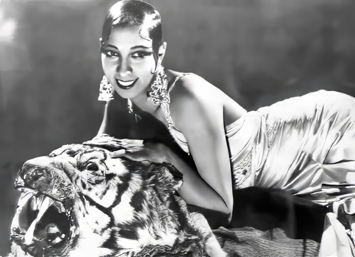 Josephine Baker achieved some fame in New York as a singer, dancer, and comedienne, but when she went to Paris in 1925, she became an international superstar.