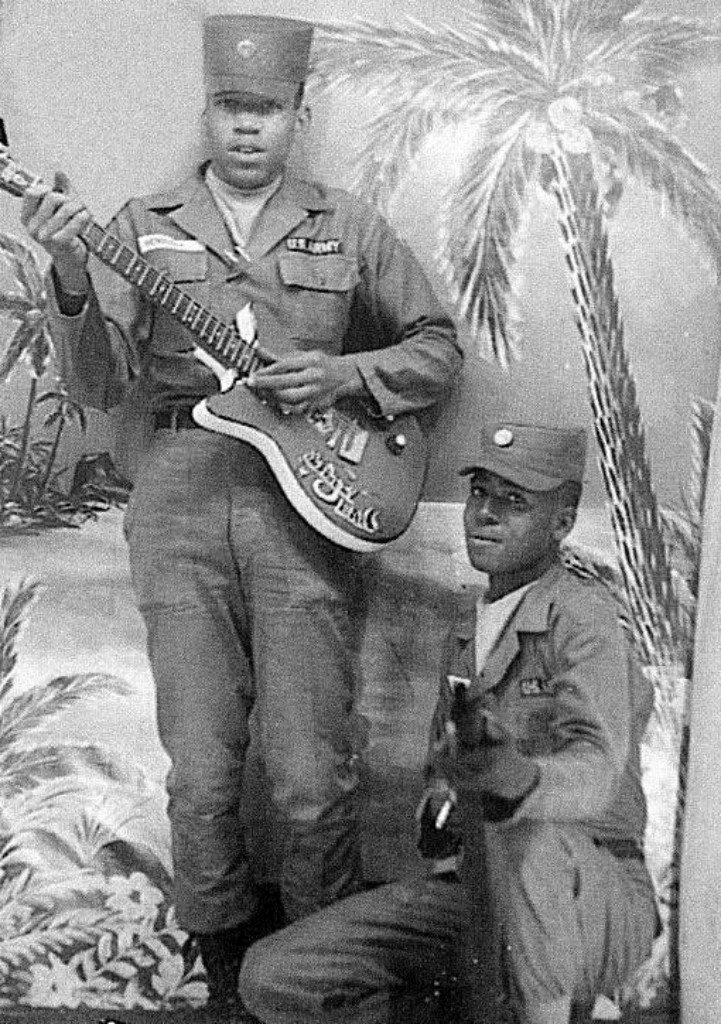 Before the Legend: Rare Photos of Jimi Hendrix as a Young Soldier in the Early 1960s