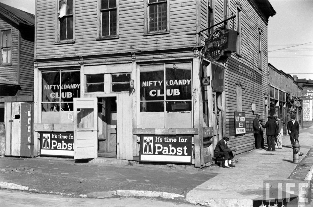 A Photographic Tour of Kansas City in the Late 1930s by William Vandivert