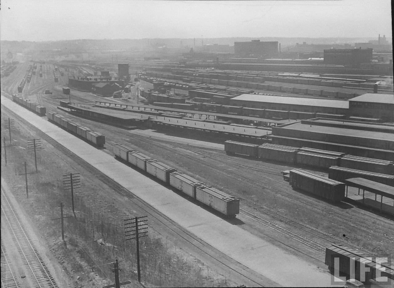 A Photographic Tour of Kansas City in the Late 1930s by William Vandivert