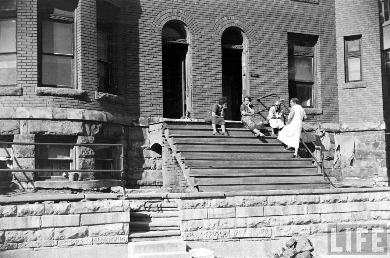 A Photographic Tour of Kansas City in the Late 1930s by William Vandivert