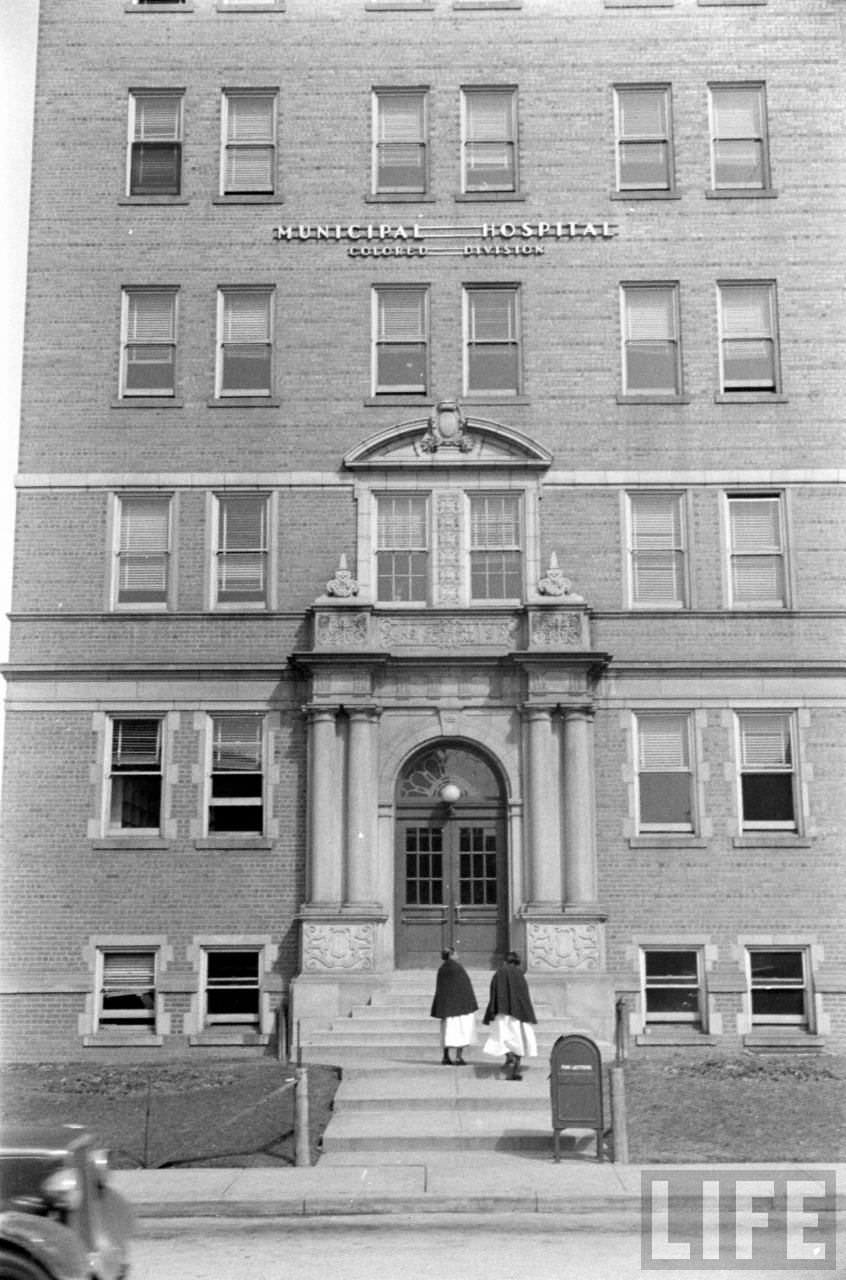 A Photographic Tour of Kansas City in the Late 1930s by William Vandivert