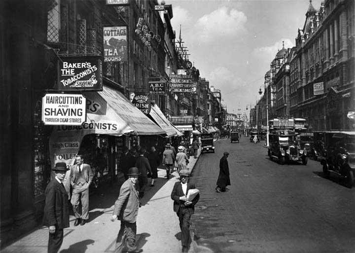 London Through the Lens of Time: George Reid's Captivating Street Scenes of the 1920s and 1930s