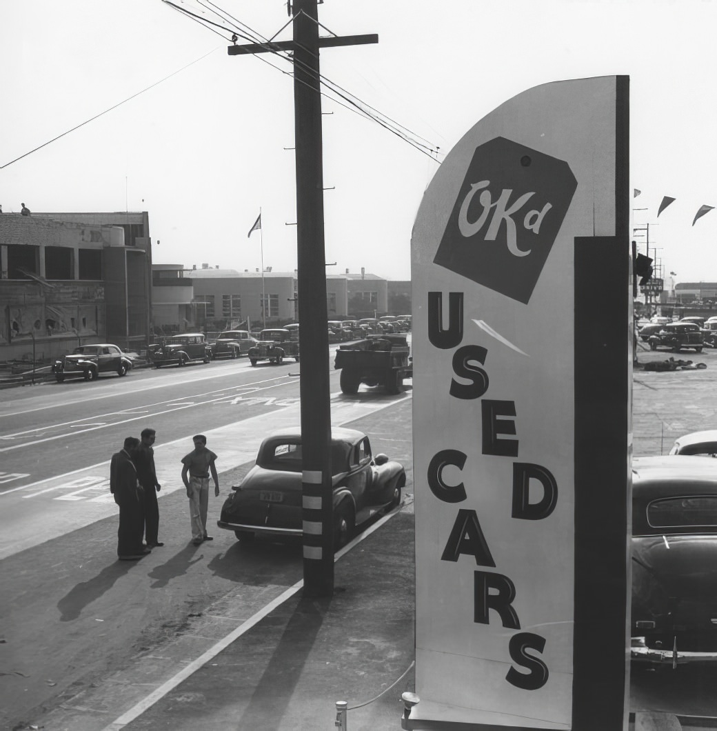 A City in Motion: Ansel Adams' Photos Capture the Energy of 1940s Los Angeles