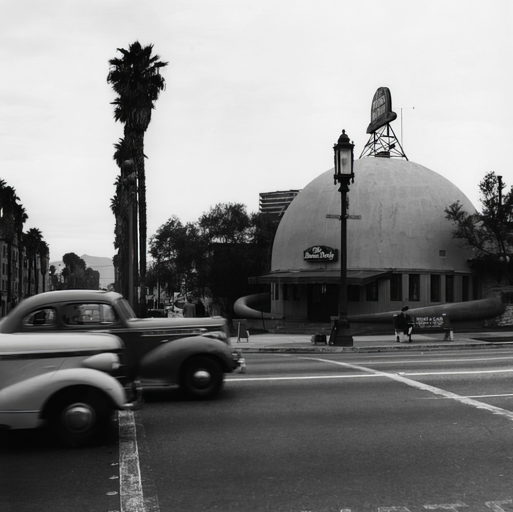 A City in Motion: Ansel Adams' Photos Capture the Energy of 1940s Los Angeles