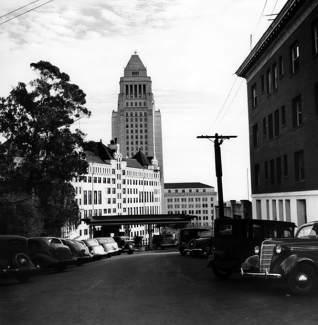 A City in Motion: Ansel Adams' Photos Capture the Energy of 1940s Los Angeles