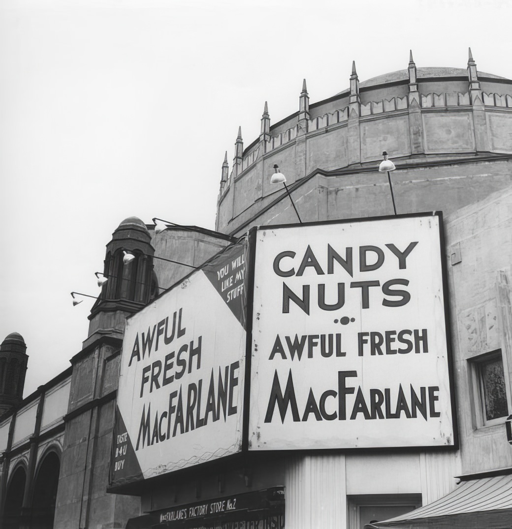 A City in Motion: Ansel Adams' Photos Capture the Energy of 1940s Los Angeles