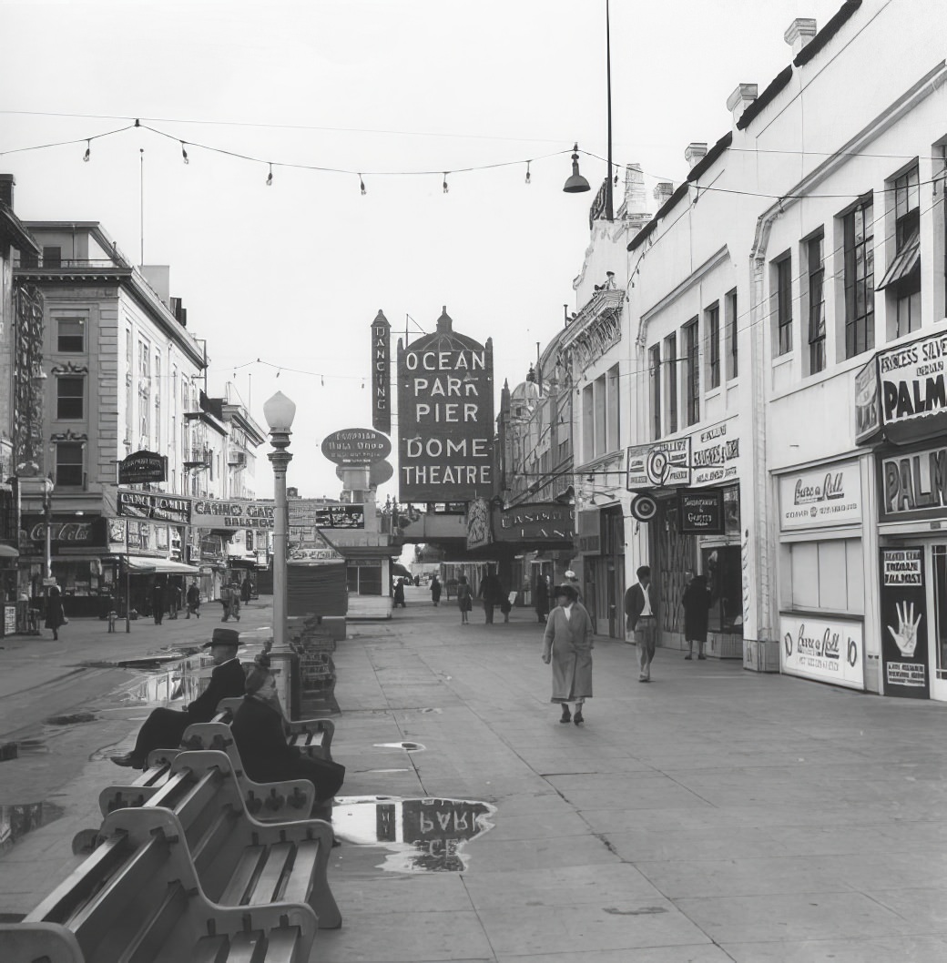 A City in Motion: Ansel Adams' Photos Capture the Energy of 1940s Los Angeles