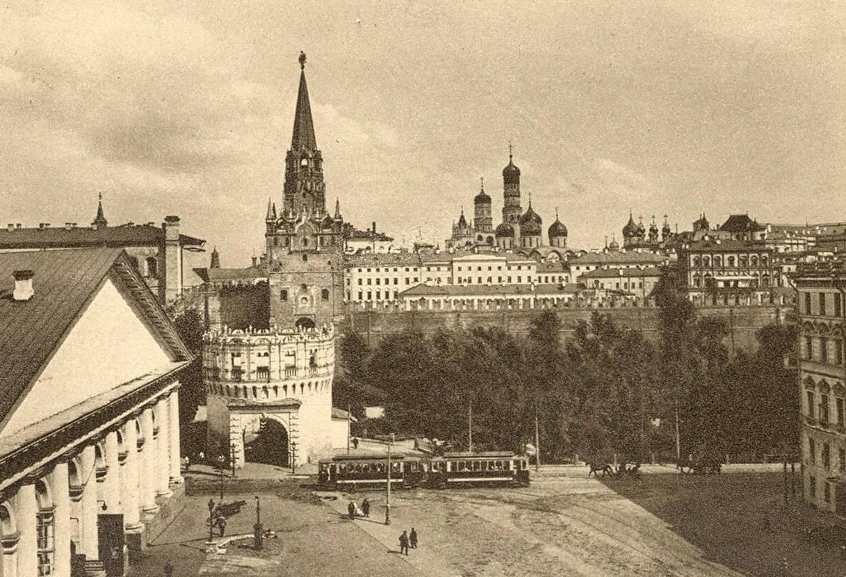 The Moscow Kremlin, 1920s.