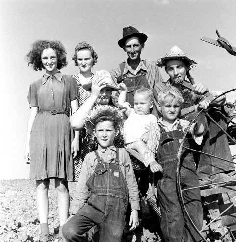 Life on the Land: Oklahoma Farmers During the Challenging Years of the Early 1940s