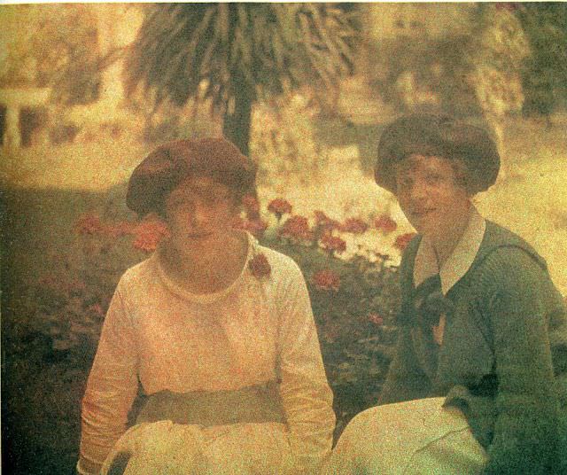 More Than Just Pretty Faces: Lartigue's Portraits Reveal the Spirit and Individuality of Parisian Women