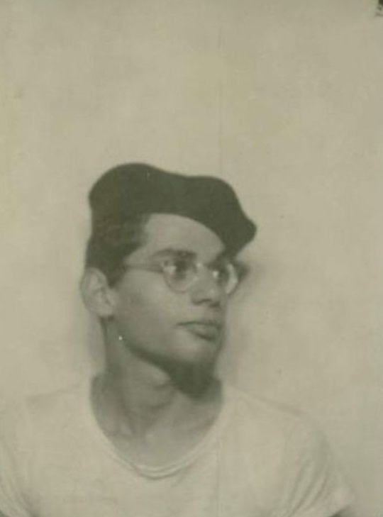 Allen Ginsberg, 1945