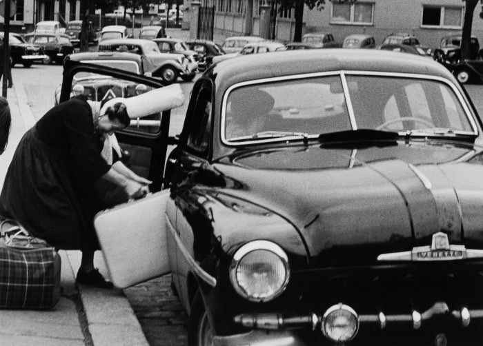 The Poetry of the Everyday: Robert Doisneau's Enduring Photographs of Parisian Life