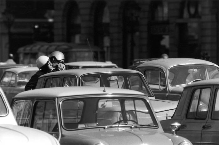 The Poetry of the Everyday: Robert Doisneau's Enduring Photographs of Parisian Life