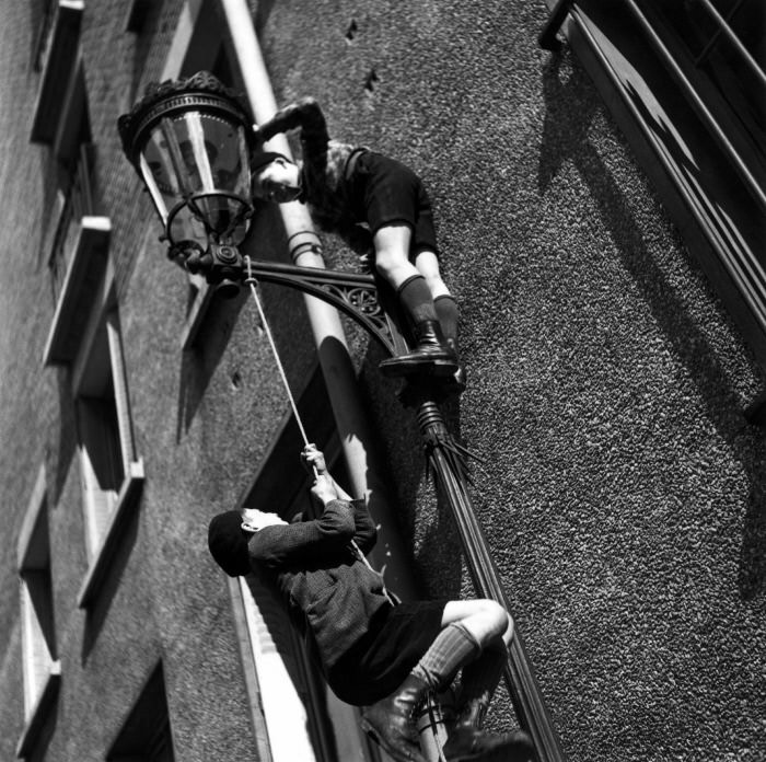 The Poetry of the Everyday: Robert Doisneau's Enduring Photographs of Parisian Life