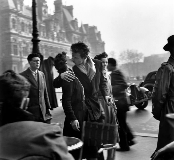 The Poetry of the Everyday: Robert Doisneau's Enduring Photographs of Parisian Life