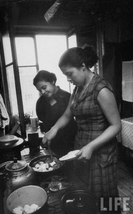 Beyond the Iron Curtain: Glimpses of Everyday Life for Russian Women in the 1950s