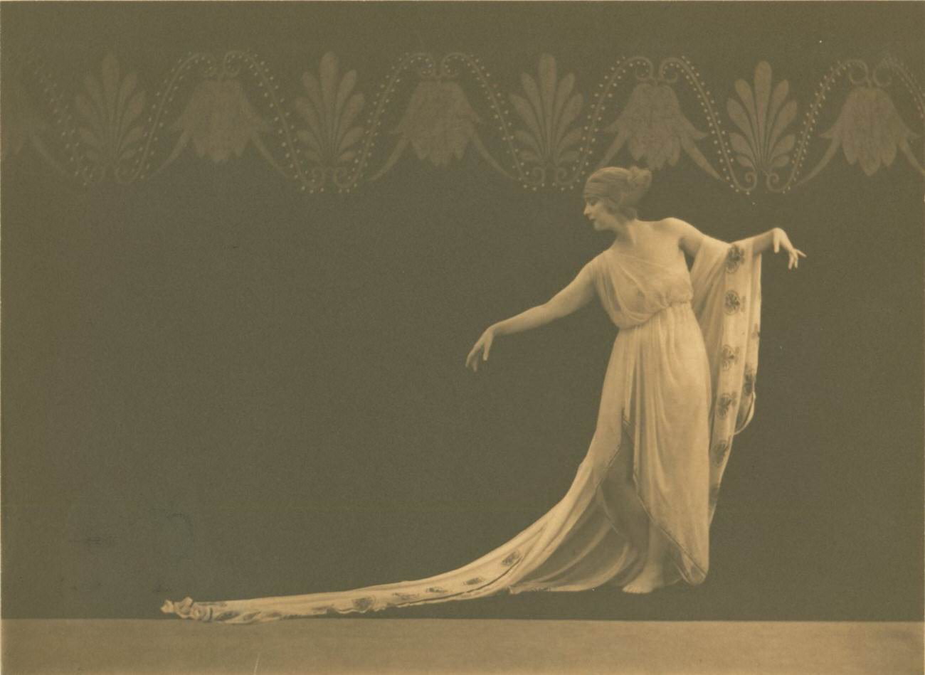 Ruth St. Denis: Pioneering Dancer Who Brought Eastern Mysticism to Western Stages