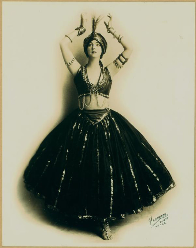 Ruth St. Denis: Pioneering Dancer Who Brought Eastern Mysticism to Western Stages