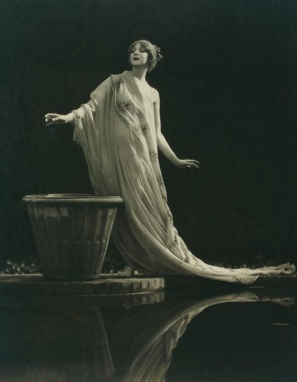 Ruth St. Denis: Pioneering Dancer Who Brought Eastern Mysticism to Western Stages