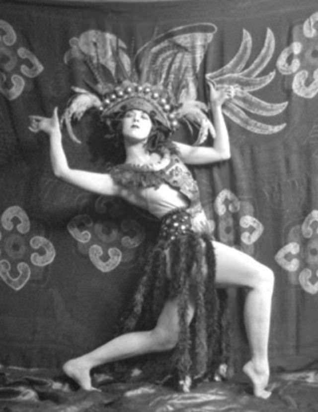 Ruth St. Denis: Pioneering Dancer Who Brought Eastern Mysticism to Western Stages