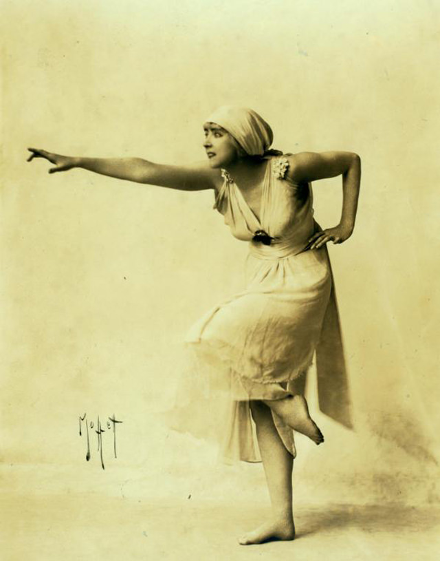 Ruth St. Denis: Pioneering Dancer Who Brought Eastern Mysticism to Western Stages