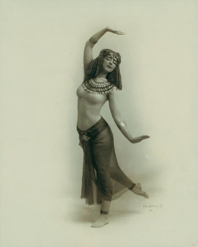 Ruth St. Denis: Pioneering Dancer Who Brought Eastern Mysticism to Western Stages