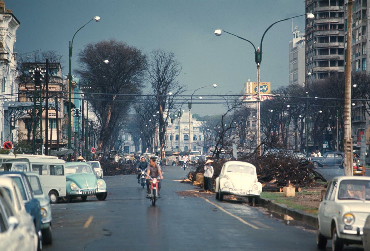 Le Lai Street, seen from the Walling Hotel, 1968.