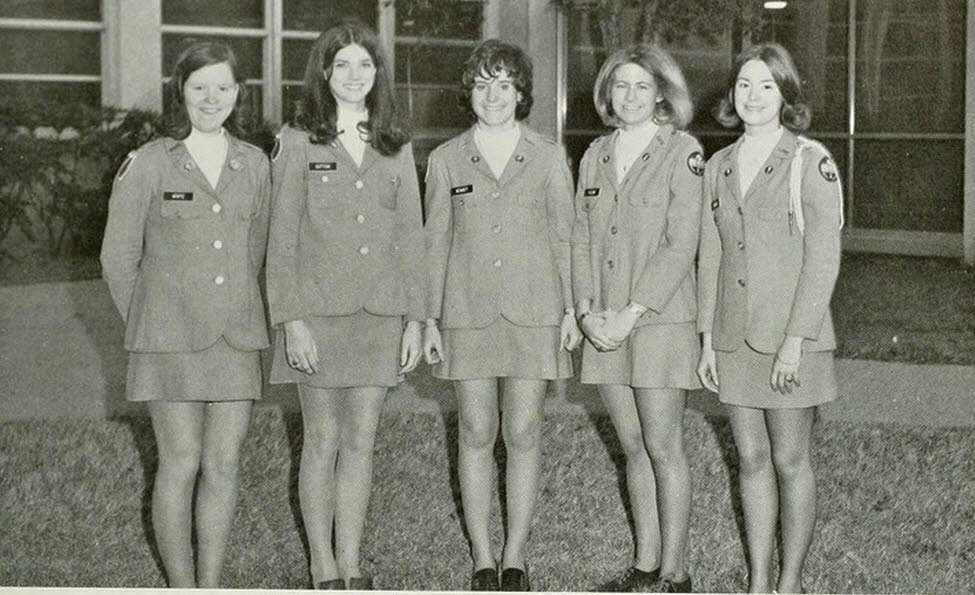 School Days and Miniskirts: A Nostalgic Look at Vintage Photos of School Girls in Uniform