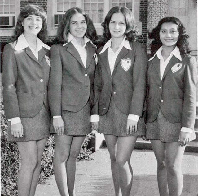 School Days and Miniskirts: A Nostalgic Look at Vintage Photos of School Girls in Uniform