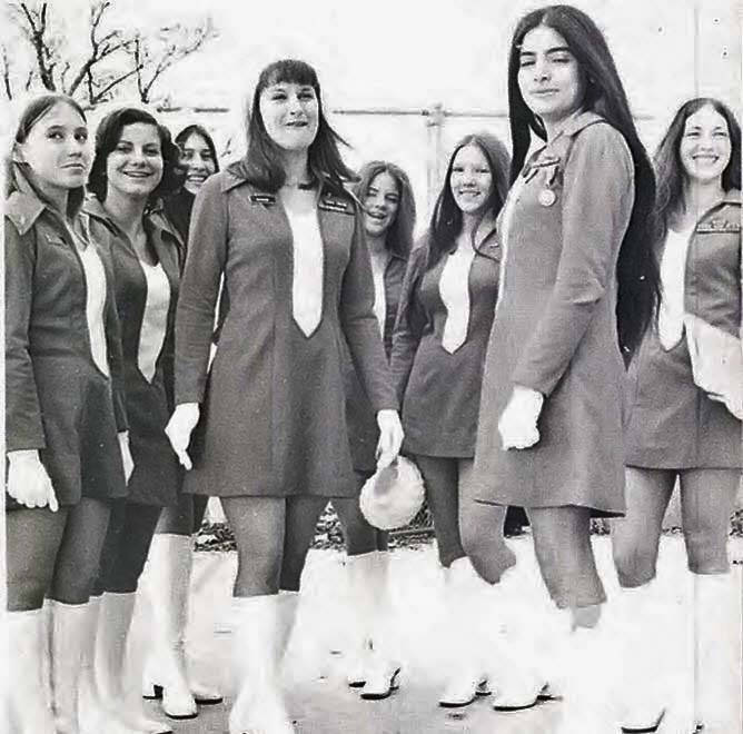 School Days and Miniskirts: A Nostalgic Look at Vintage Photos of School Girls in Uniform