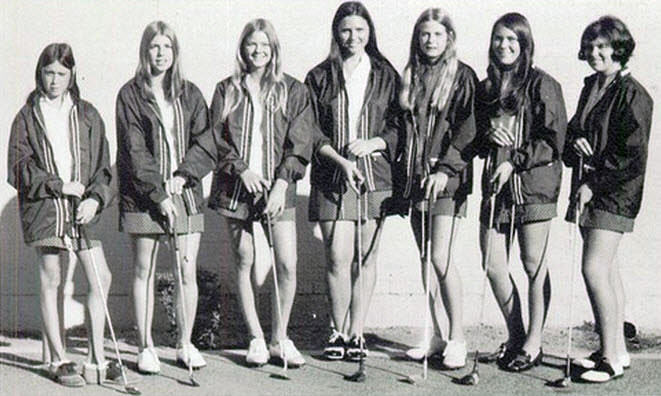 School Days and Miniskirts: A Nostalgic Look at Vintage Photos of School Girls in Uniform