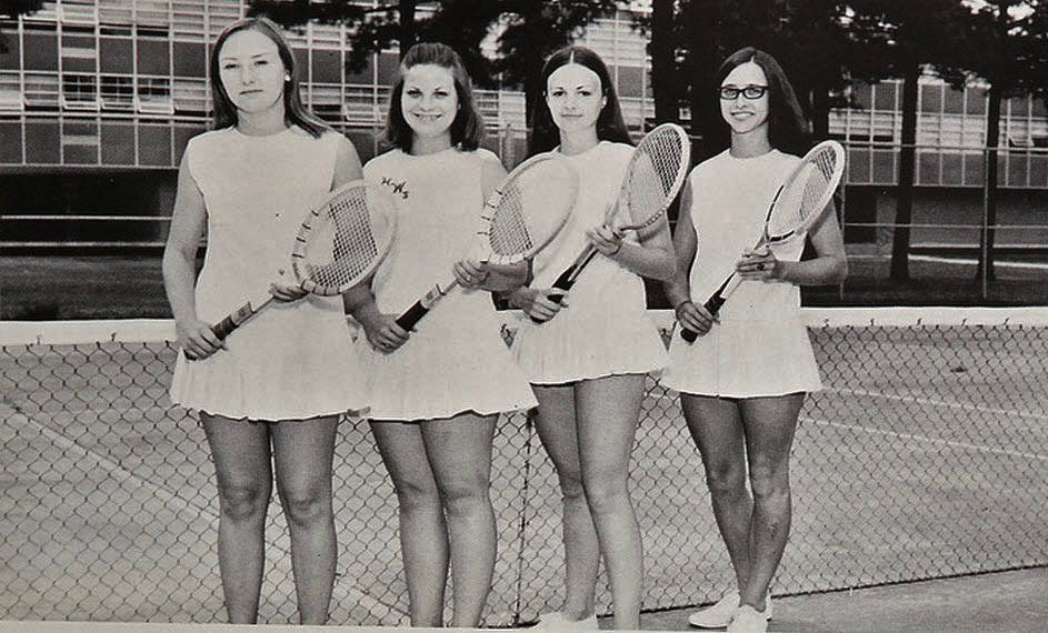 School Days and Miniskirts: A Nostalgic Look at Vintage Photos of School Girls in Uniform