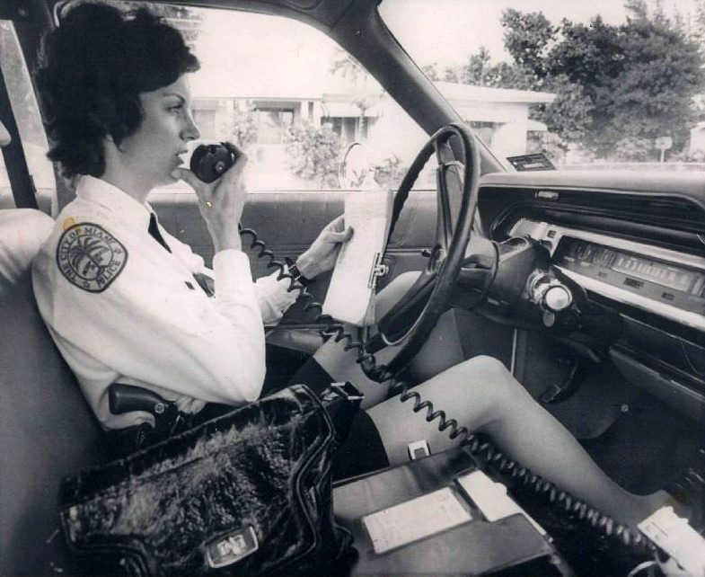 School Days and Miniskirts: A Nostalgic Look at Vintage Photos of School Girls in Uniform