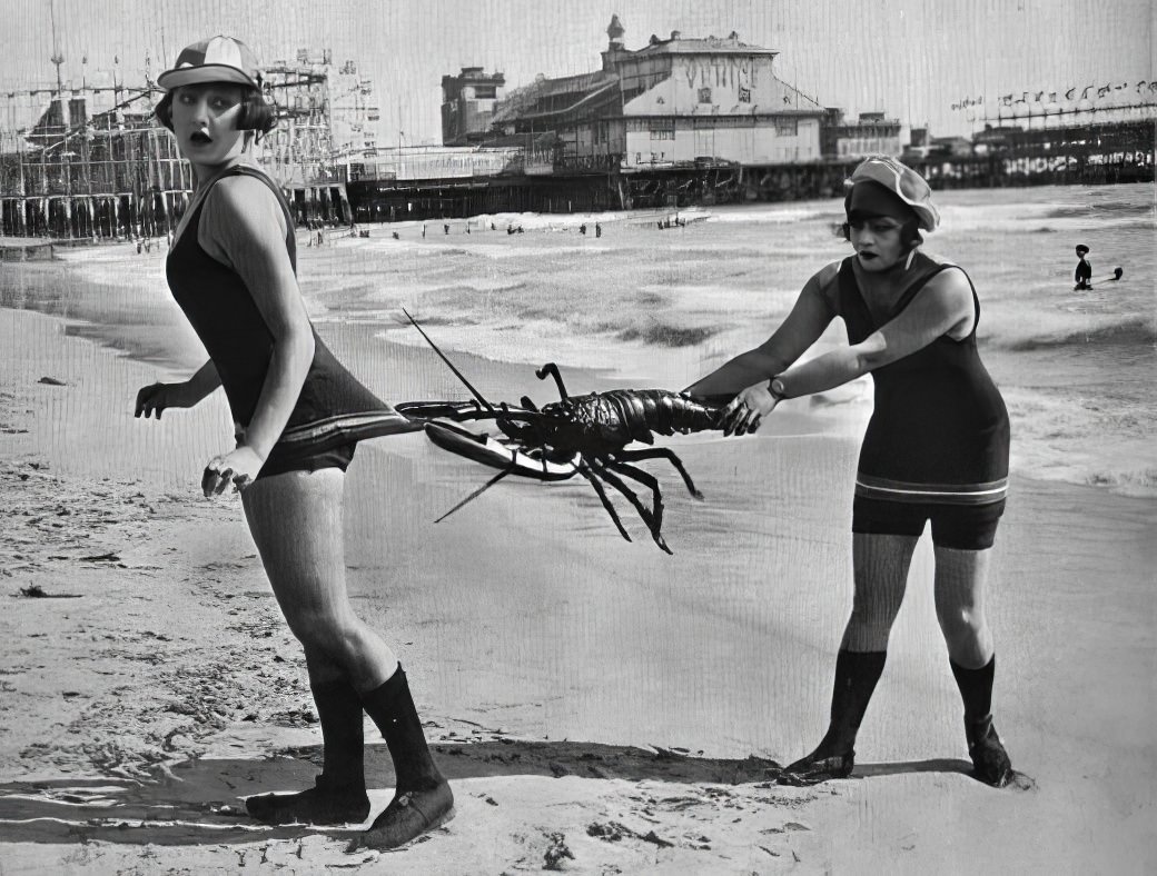 The Sennett Bathing Beauties and the Rise of Hollywood Glamour in 1915