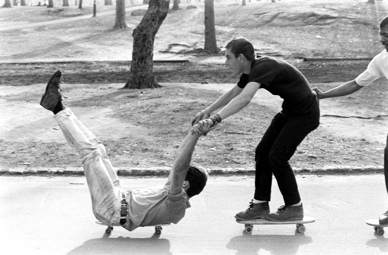 Sidewalk Surfing: Bill Eppridge Captures the Rise of Skateboarding in 1960s New York City