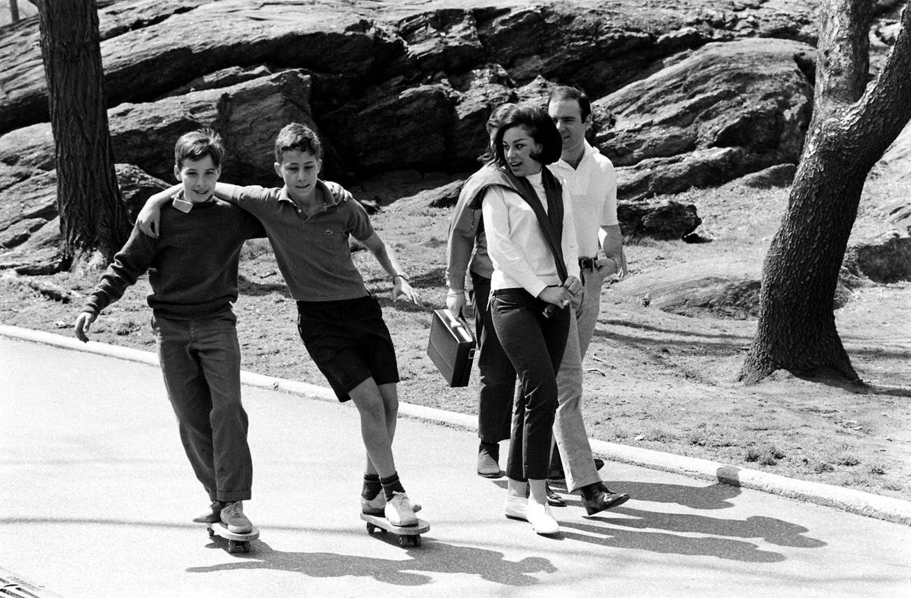 Sidewalk Surfing: Bill Eppridge Captures the Rise of Skateboarding in 1960s New York City