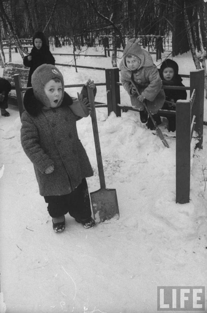 Adorable Photos of Soviet Children in the Kindergarten of the 1960s